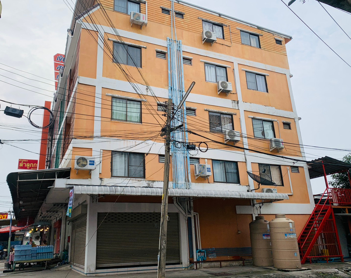 ขายอาคารพาณิชย์ปทุมธานี รังสิต ธรรมศาสตร์ : 95033 - ขายด่วน อาคารพาณิชย์ 4 ชั้น เฟอร์นิเจอร์ครบ พร้อมอยู่ ห่างจากถนนนิมิตใหม่ / ลำลูกกา เพียง 100 ม. เหมาะทำ อพาร์ทเม้นท์ ร้านค้า ที่พักอาศัย