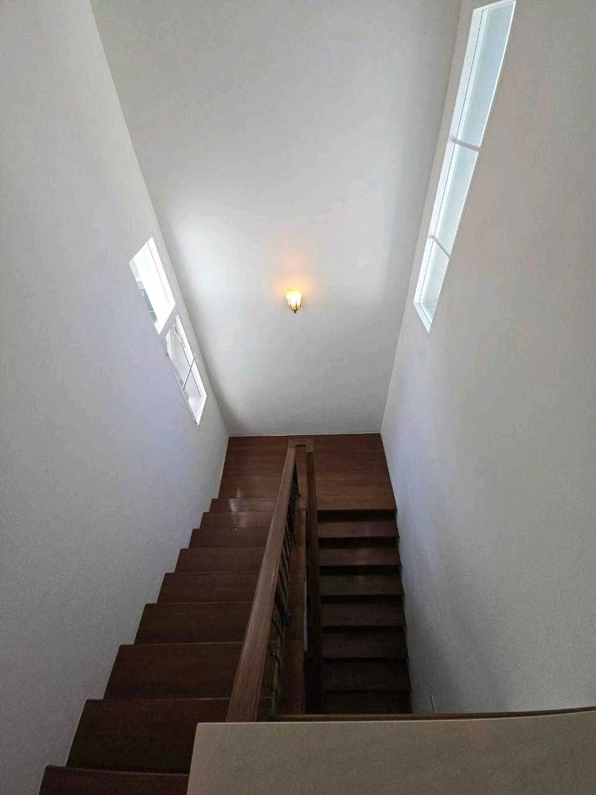 For SaleHouseLadkrabang, Suwannaphum Airport : Casa Grand On Nut-Wong Wian, located on Sukhaphiban 2 Road and On Nut Expressway Road.