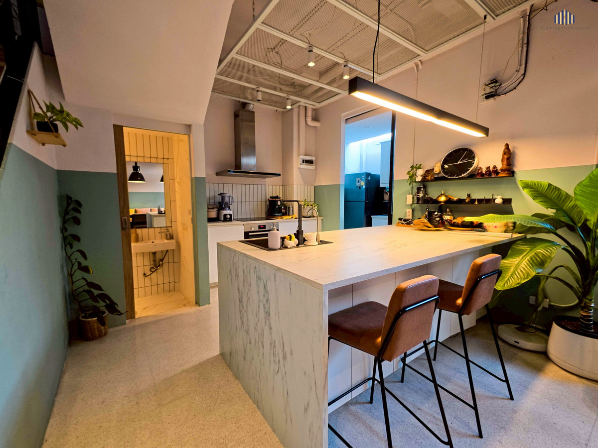 ขายทาวน์โฮมอ่อนนุช อุดมสุข : ผลตอบแทน 900,000 บาท/ปี !! ทาวน์โฮม3ชั้น ซอยปรีดีพนมยงค์ 14 ขนาด 21.9 ตร.วา พท.ใช้สอย 250 ตร.ม ห่า งจาก BTS พระโขนงเพียง 5 นาที