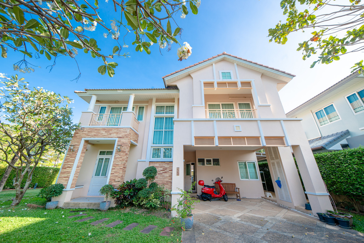 For SaleHouseMin Buri, Romklao : sell!! Single house, 3 bedrooms, 3 bathrooms, on Ramkhamhaeng Road.  Perfect Place Village Ramkhamhaeng-Suvarnabhumi