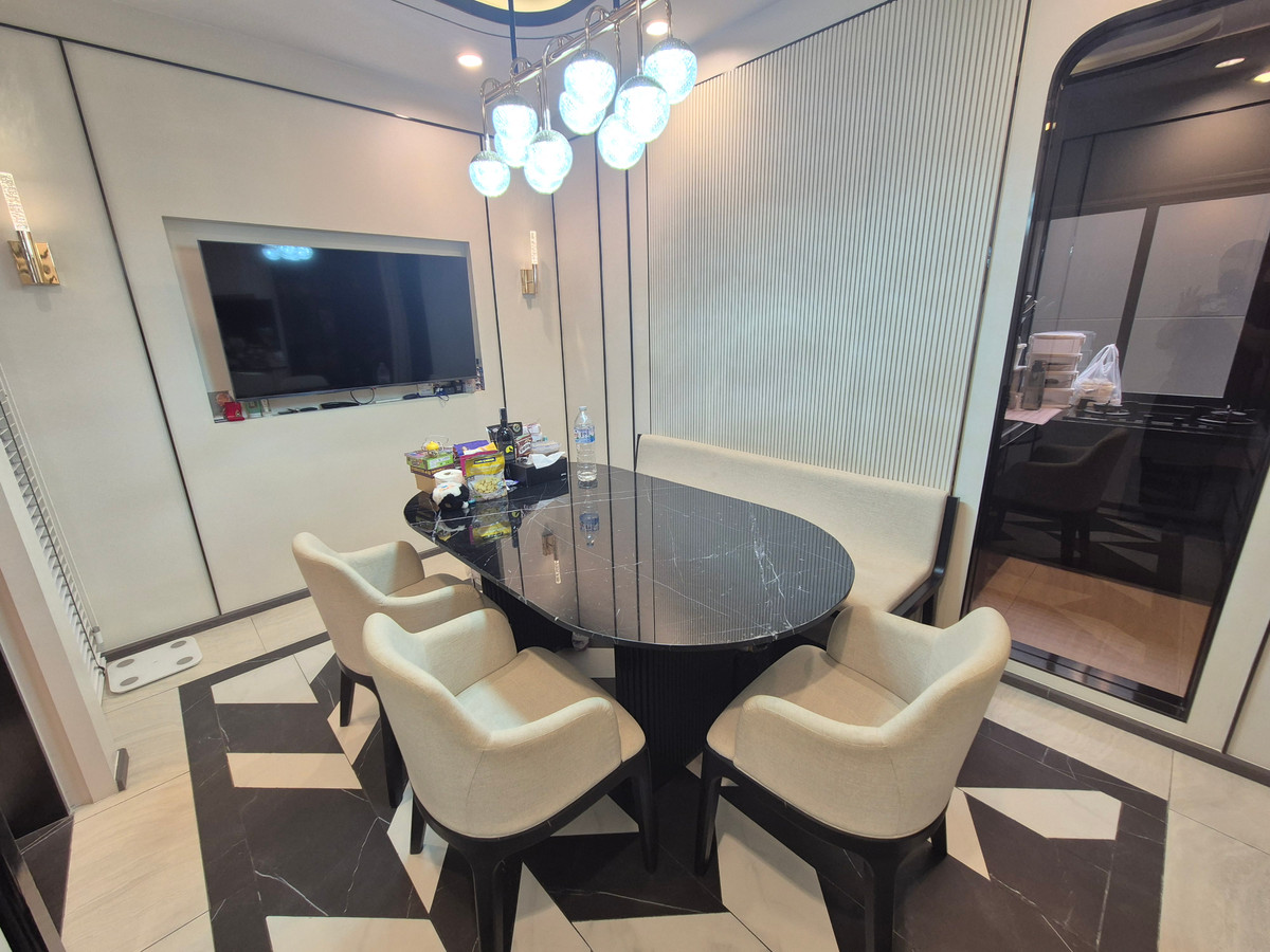 ให้เช่าบ้านพัฒนาการ ศรีนครินทร์ : ( ให้เช่าบ้านเดี่ยว 3 ชั้น! ) 4 ห้องนอน 5 ห้องน้ำ Vana Residence พระราม 9 - ศรีนครินทร์ (กรุงเทพกรีฑาตัดใหม่)