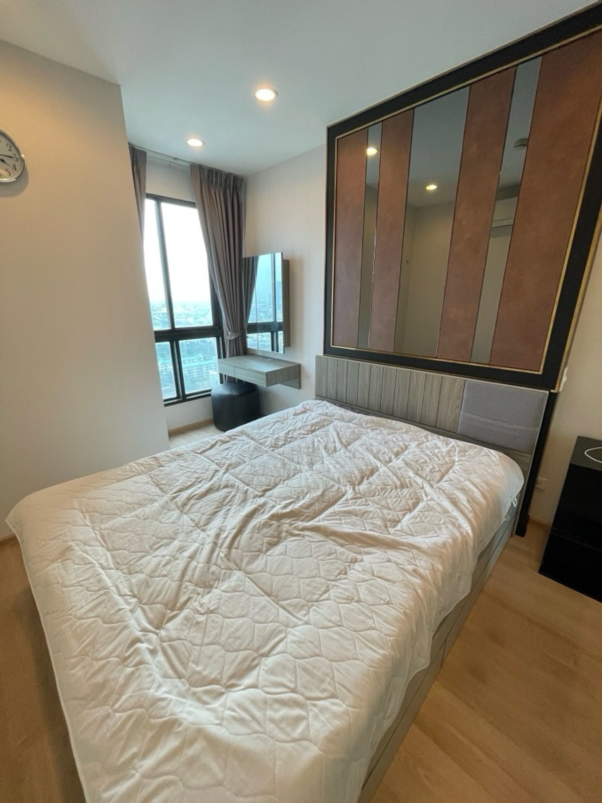 ขายคอนโดท่าพระ ตลาดพลู วุฒากาศ : ปล่อยเช่า Ideo สาทร ท่าพระ