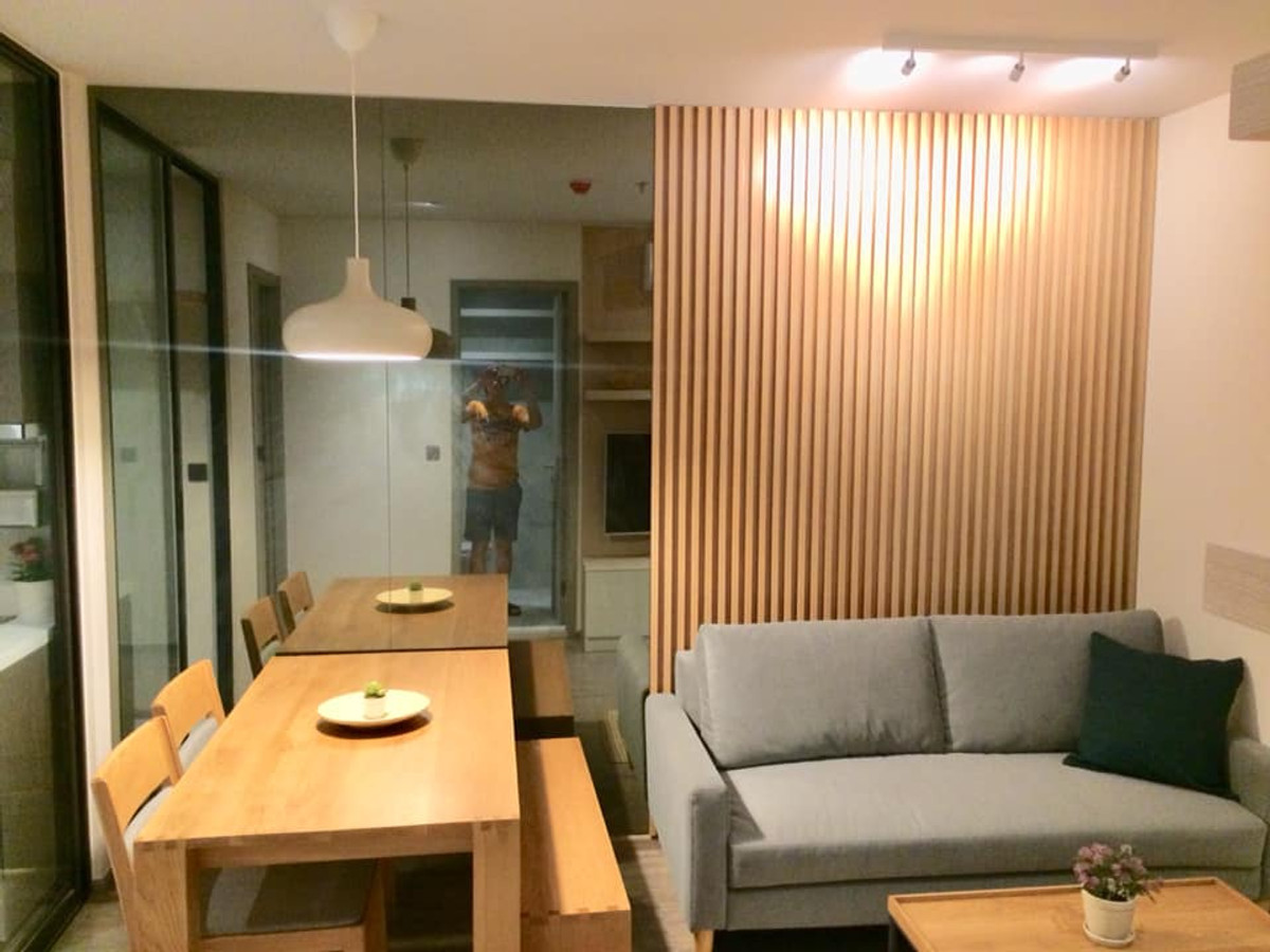 ให้เช่าคอนโดสุขุมวิท อโศก ทองหล่อ : คอนโด 1 ห้องนอน 1 ห้องน้ำ ขนาด 35 ตร.ม. ที่ Rhythm เอกมัย ให้เช่าเดือนละ 34,000 บาท ที่สุขุมวิท ซอย 63 ใกล้ BTS เอกมัย