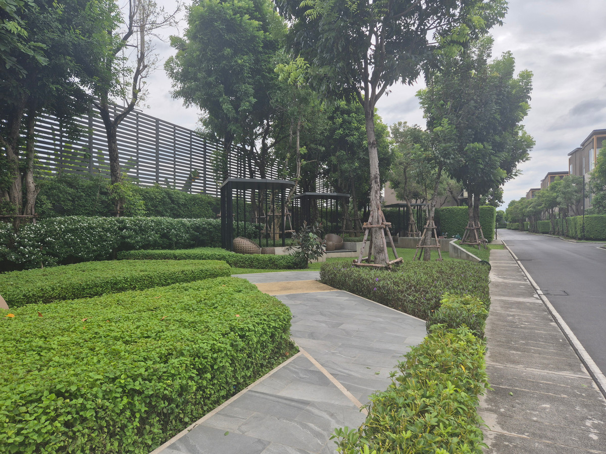 ให้เช่าบ้านพัฒนาการ ศรีนครินทร์ : ( ให้เช่าบ้านเดี่ยว 3 ชั้น! ) 4 ห้องนอน 5 ห้องน้ำ Vana Residence พระราม 9 - ศรีนครินทร์ (กรุงเทพกรีฑาตัดใหม่)