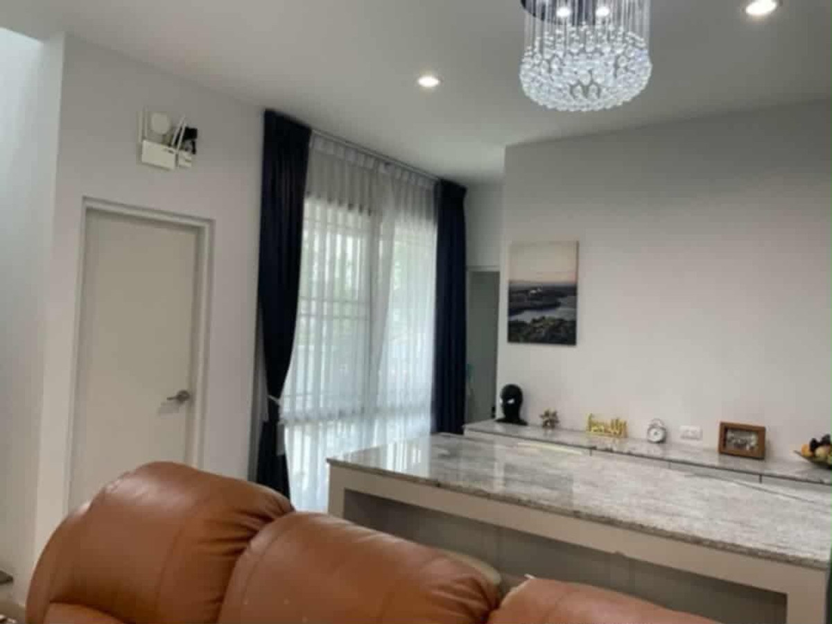 Twin House for Sale – Grand Pleno Phaholyothin–Rangsit Only 5 minutes from Future Park Rangsit, and just 300 meters from 7-Eleven Loading...