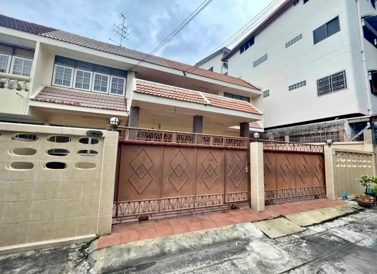 ให้เช่าบ้านปิ่นเกล้า จรัญสนิทวงศ์ : ให้เช่าบ้านเดี่ยว จรัญสนิทวงศ์ ซอย 1 ใกล้เดอะมอลล์ท่าพระ