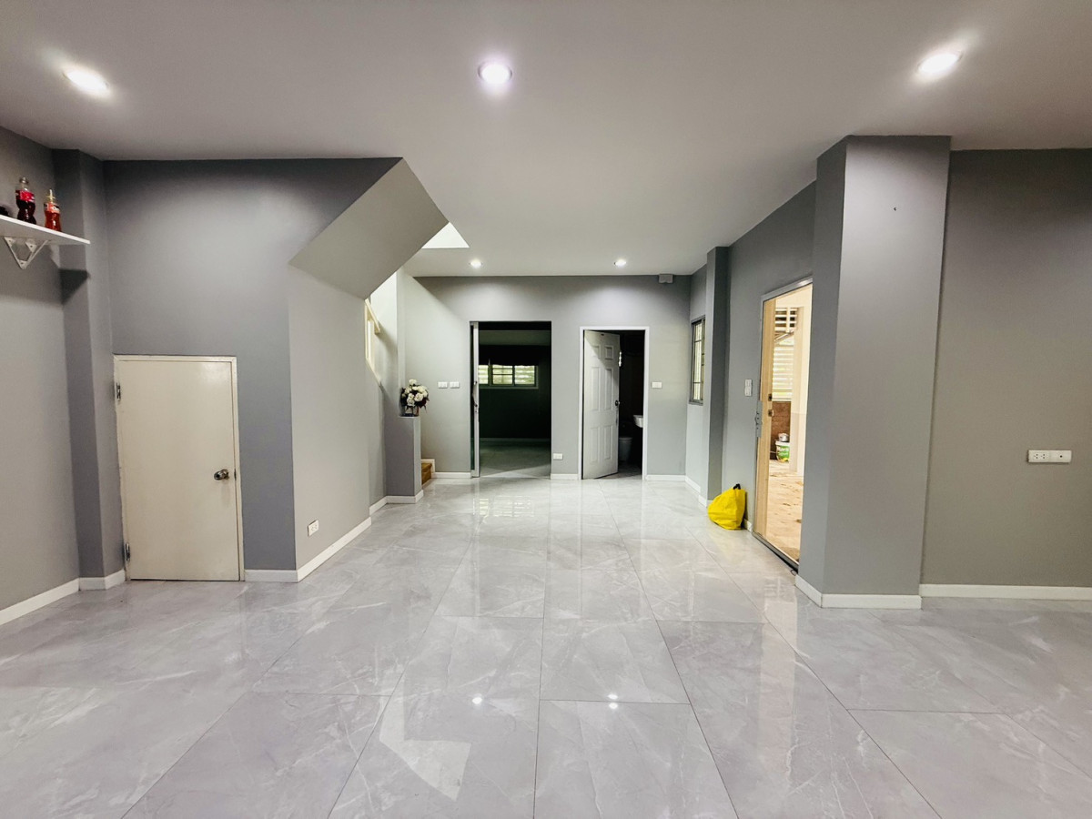 ขายบ้านพระราม 5 ราชพฤกษ์ บางกรวย : ขายบ้าน ธนาสิริ ปิ่นเกล้า - ราชพฤกษ์ MRT-บางรักน้อยท่าอิฐ บางกร่าง เมืองนนทบุรี นนทบุรี CX-139982