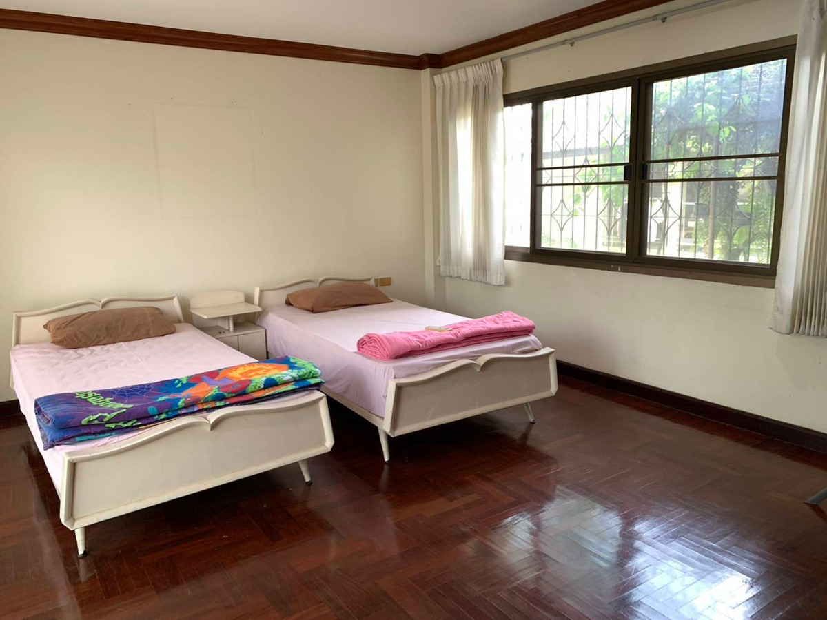 ขายบ้านแจ้งวัฒนะ เมืองทอง : 95269 - ขายบ้านเดี่ยวหลังใหญ่ 353 ตรว. สุขาประชาสรรค์ 1 ซอย 5 ปากเกร็ด นนทบุรี - ทำเลดี ใกล้ทางด่วน รถไฟฟ้า