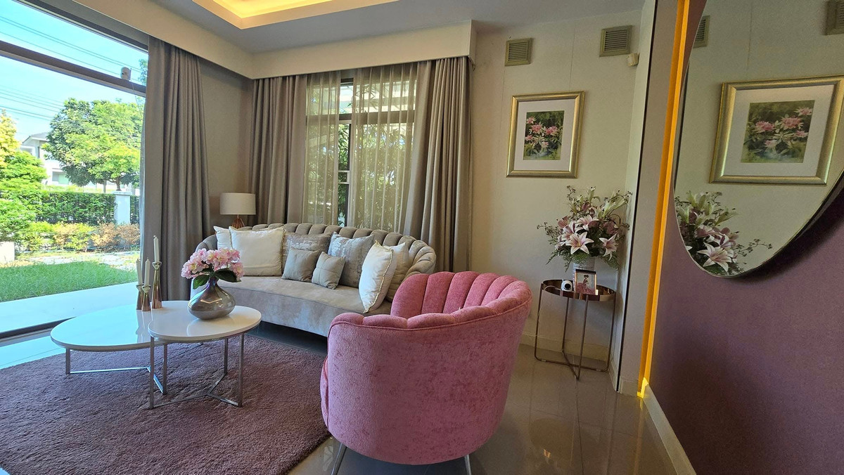 ให้เช่าบ้านพัฒนาการ ศรีนครินทร์ : บ้านเดี่ยวให้เช่า Perfect Place 2 — กรุงเทพกรีฑาตัดใหม่ บ้านสวยพร้อมอยู่ ใกล้โรงเรียนนานาชาติ / ทางด่วน / ห้างดัง บ้านเดี่ยว 2 ชั้น สไตล์โมเดิร์น พื้นที่ 90 ตารางวา พื้นที่ใช้สอย 252 ตารางเมตร 4 ห้องนอน | 3 ห้องน้ำ