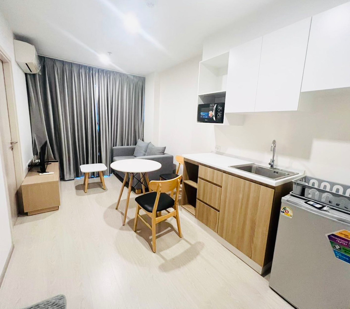 ให้เช่าคอนโดแจ้งวัฒนะ เมืองทอง : ให้เช่าคอนโด Nue Noble แจ้งวัฒนะ คอนโดแต่งครบพร้อมเข้าอยู่ติดรถไฟฟ้าสายสีชมพู สถานีศรีรัช!!