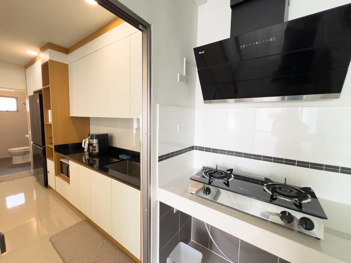 For RentHousePattaya, Bangsaen, Chonburi : For rent, beautiful detached house near Pattaya city. and international school, fully furnished, ready to move in