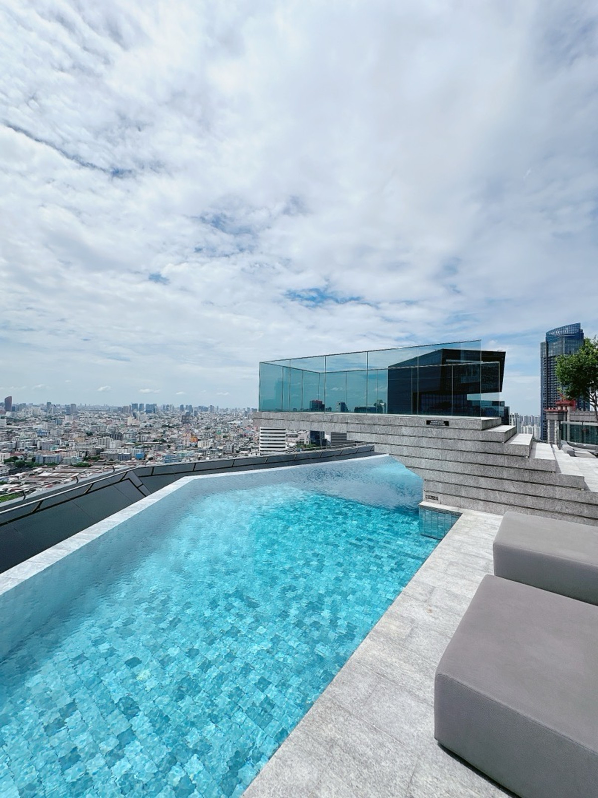 ขายคอนโดพระราม 9 เพชรบุรีตัดใหม่ RCA : 𝐀𝐒𝐇𝐓𝐎𝐍 𝐀𝐒𝐎𝐊𝐄 𝐑𝐀𝐌𝐀𝟗 /𝟐 𝐁𝐞𝐝 𝐑𝐨𝐨𝐦 ฟรีทุกค่าใช่จ่าย พร้อมเข้าอยู่ ผ่อนสบายๆ 𝟐𝟓,𝟎𝟎𝟎/𝐦𝐨𝐧𝐭𝐡 โปรปิดตึก 3 ห้องสุดท้าย 