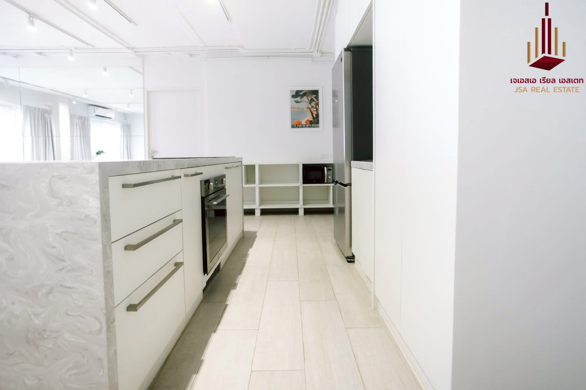 For SaleCondoWitthayu, Chidlom, Langsuan, Ploenchit : ✨ Selling Navin Court ✨Only 15.9 MB