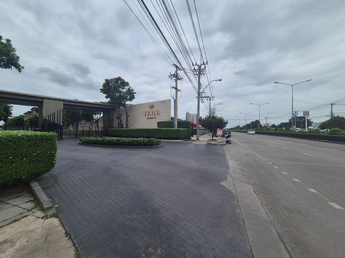 ให้เช่าบ้านพัฒนาการ ศรีนครินทร์ : ( ให้เช่าบ้านเดี่ยว 3 ชั้น! ) 4 ห้องนอน 5 ห้องน้ำ Vana Residence พระราม 9 - ศรีนครินทร์ (กรุงเทพกรีฑาตัดใหม่)