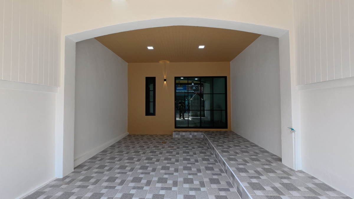 ขายทาวน์โฮมนวมินทร์ รามอินทรา : ขายทาวน์เฮ้าส์/ทาวน์โฮม เค.ซี. คลัสเตอร์ รามอินทรา - ซาฟารี รีโนเวทใหม่ สามวาตะวันตก เขต คลองสามวา กรุงเทพ CX-147995