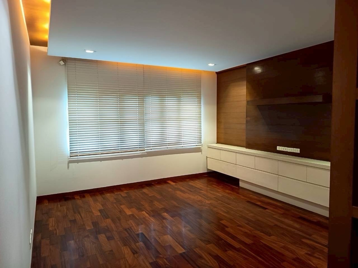 ให้เช่าบ้านบางนา แบริ่ง ลาซาล : ให้เช่า‼️บ้านเดี่ยว เนื้อที่ 351 ตร.ว. ซอยลาซาน ถนนสุขุมวิท 107  บางนา  กรุงเทพฯ  รีโนเสทใหม่  สวยกิ๊ก📌