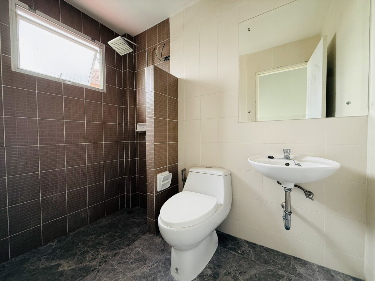 ขายบ้านพระราม 5 ราชพฤกษ์ บางกรวย : ขายบ้าน ธนาสิริ ปิ่นเกล้า - ราชพฤกษ์ MRT-บางรักน้อยท่าอิฐ บางกร่าง เมืองนนทบุรี นนทบุรี CX-139982