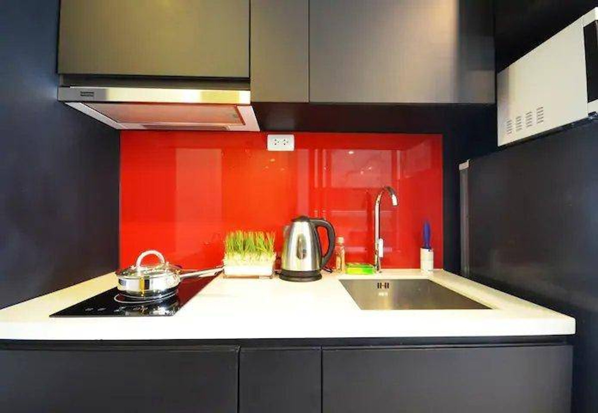 ขายคอนโดสีลม ศาลาแดง บางรัก : ขายพร้อมผู้เช่า 1bed 35 Sqm 5.35 M Siamese Surawong