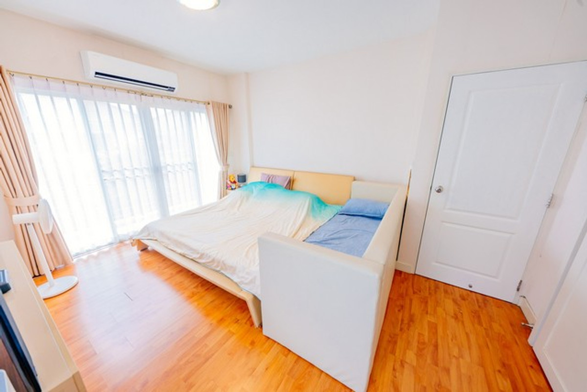 For SaleHouseBang kae, Phetkasem : 2-story detached house for sale, Life Bangkok Village, Boulevard Rachaphruek - Charan, area 50.70 square wah, good location, near the city.