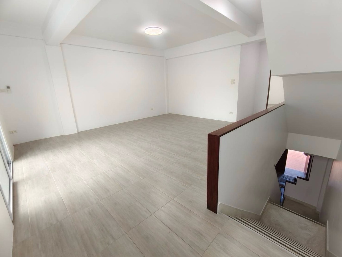 For RentHome OfficeSukhumvit, Asoke, Thonglor : Home Office for rent, Thonglor, Sukhumvit, near BTS, can register a company, can do business | Home Office Thonglor for Business