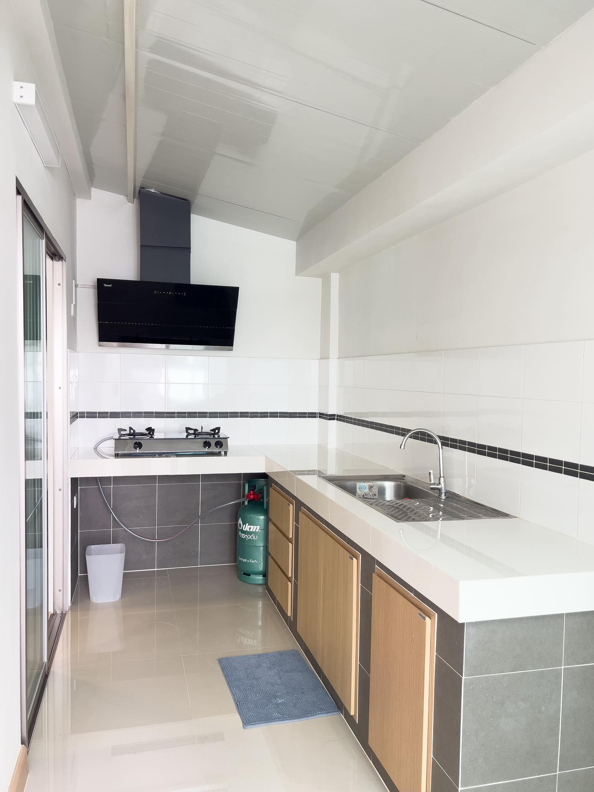 For RentHousePattaya, Bangsaen, Chonburi : For rent, beautiful detached house near Pattaya city. and international school, fully furnished, ready to move in