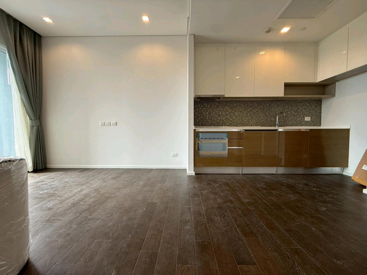 ให้เช่าคอนโดลาดพร้าว เซ็นทรัลลาดพร้าว : The saint residences