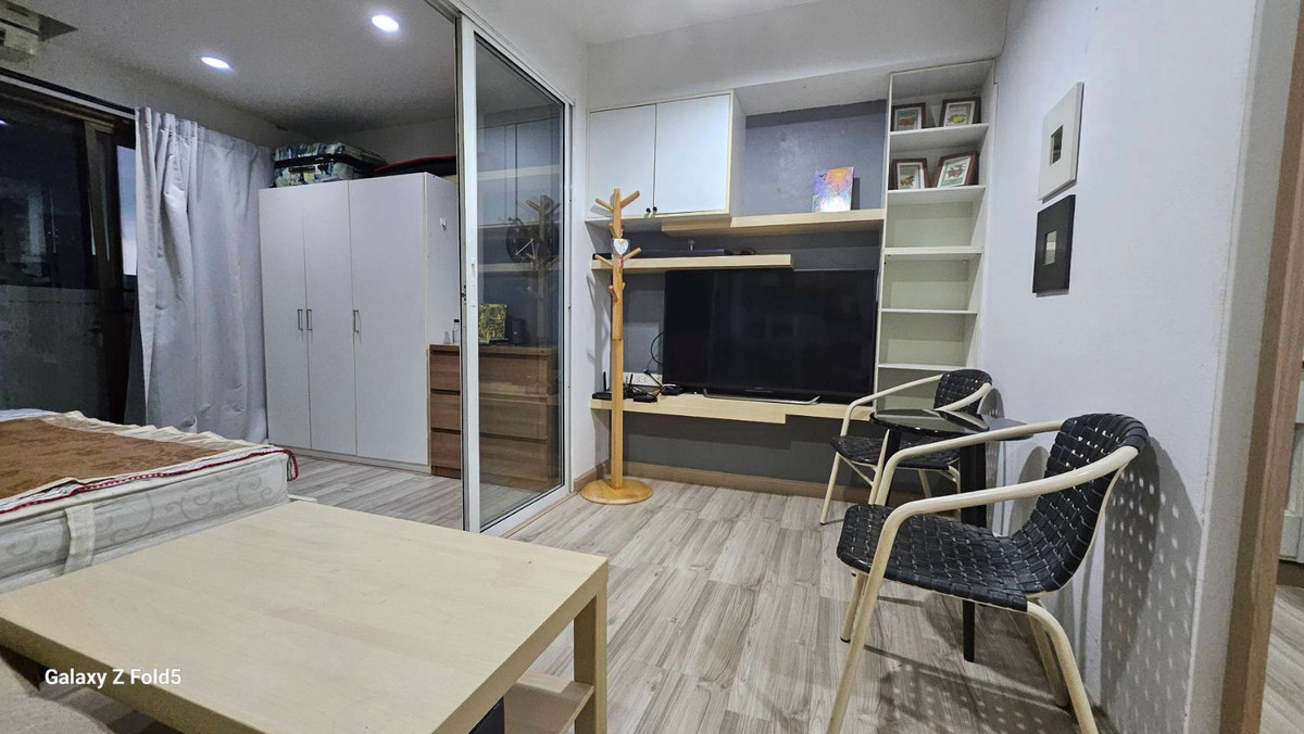 CondoRatchadapisek, Huaikwang, Suttisan : For sale/rent Condo Subkaew Towner Subkaew Tower   Soi Pracha Uthit 6, 1 bedroom, size 32 sq m., near MRT Huai Khwang, convenient travel, 5 minutes to MRT🚅