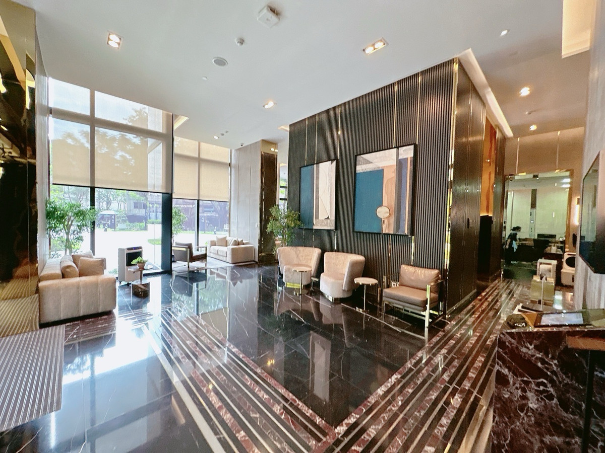 ขายคอนโดพระราม 9 เพชรบุรีตัดใหม่ RCA : 𝐀𝐒𝐇𝐓𝐎𝐍 𝐀𝐒𝐎𝐊𝐄 𝐑𝐀𝐌𝐀𝟗 /𝟐 𝐁𝐞𝐝 𝐑𝐨𝐨𝐦 ฟรีทุกค่าใช่จ่าย พร้อมเข้าอยู่ ผ่อนสบายๆ 𝟐𝟓,𝟎𝟎𝟎/𝐦𝐨𝐧𝐭𝐡 โปรปิดตึก 3 ห้องสุดท้าย 