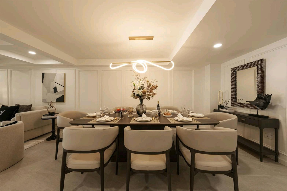 For SaleTownhomeSukhumvit, Asoke, Thonglor : 🔥🔥🔥Modern French Classic in a quiet village but in the heart of the city — near Ekamai & Thonglor✨💚💚💚