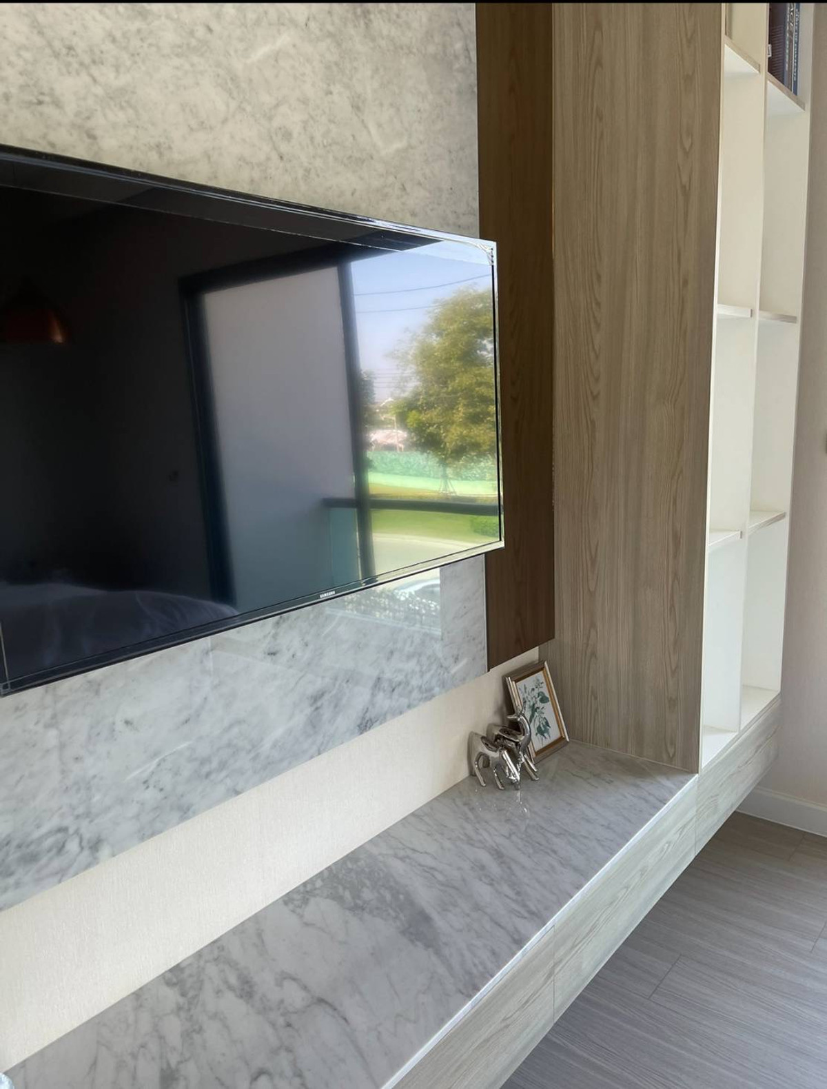 For RentHousePattanakan, Srinakarin : Single house for rent: Perfect Place 2 — New Krungthep Kreetha Road. Beautiful house ready to move in Near international schools / expressways / famous department stores, 2-storey detached house, modern style, on an area of ​​90 square meters, spacious us