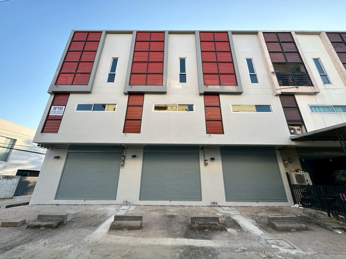 For SaleShop HouseBangna, Bearing, Lasalle : New office for sale!! Next to Songwittaya School