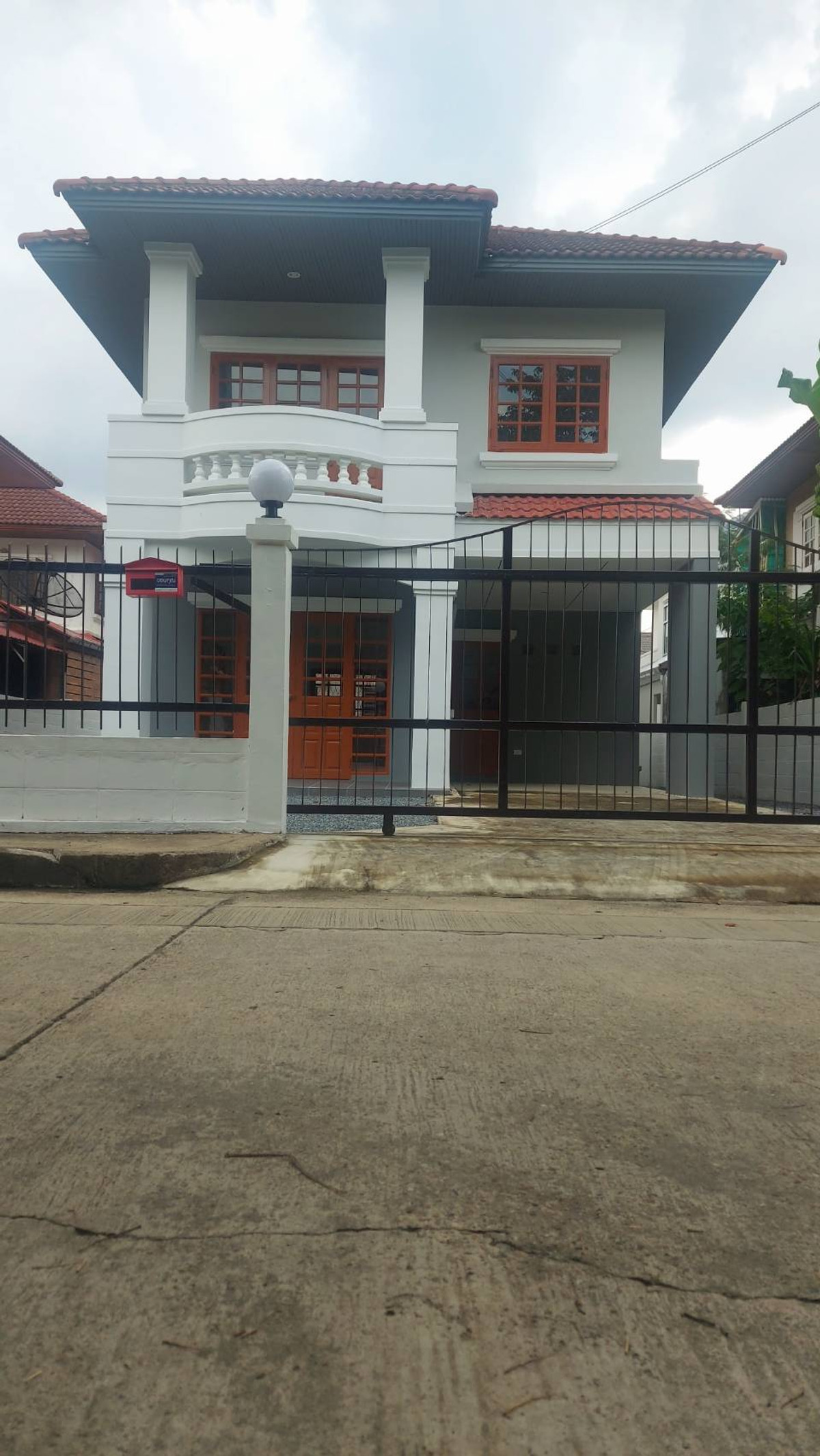 For SaleHouseNonthaburi, Bang Yai, Bangbuathong : 88540 - Single house for sale. Maneeya 4 Project, size 54 square wah, Rattanathibet-Tha It Road, Nonthaburi, near MRT Sai Ma Station and MRT Tha It.