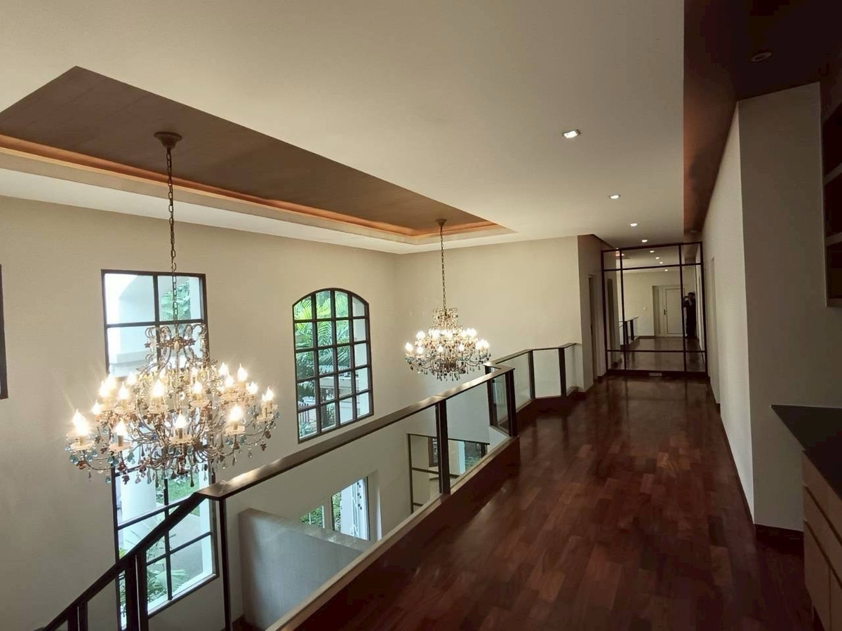 ให้เช่าบ้านบางนา แบริ่ง ลาซาล : ให้เช่า‼️บ้านเดี่ยว เนื้อที่ 351 ตร.ว. ซอยลาซาน ถนนสุขุมวิท 107  บางนา  กรุงเทพฯ  รีโนเสทใหม่  สวยกิ๊ก📌