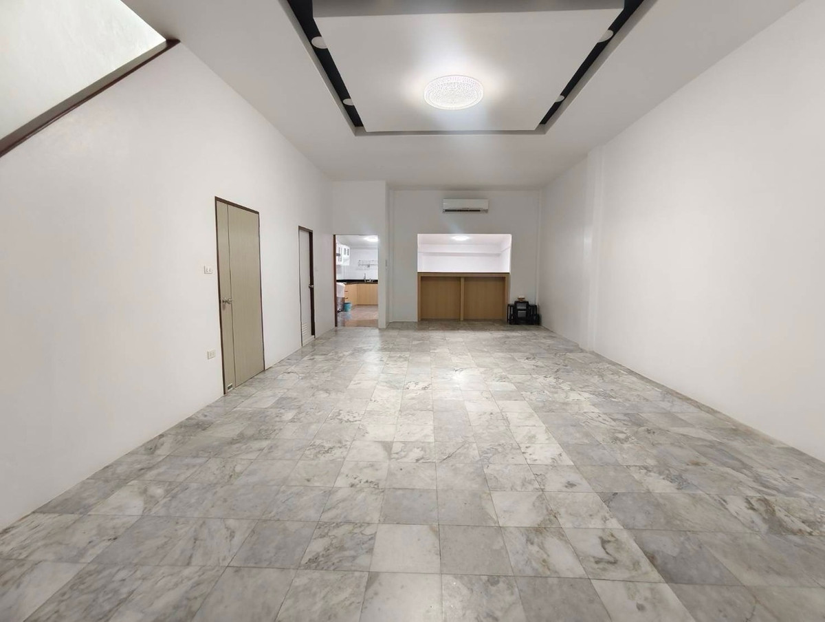 For RentHome OfficeSukhumvit, Asoke, Thonglor : Home Office for rent, Thonglor, Sukhumvit, near BTS, can register a company, can do business | Home Office Thonglor for Business