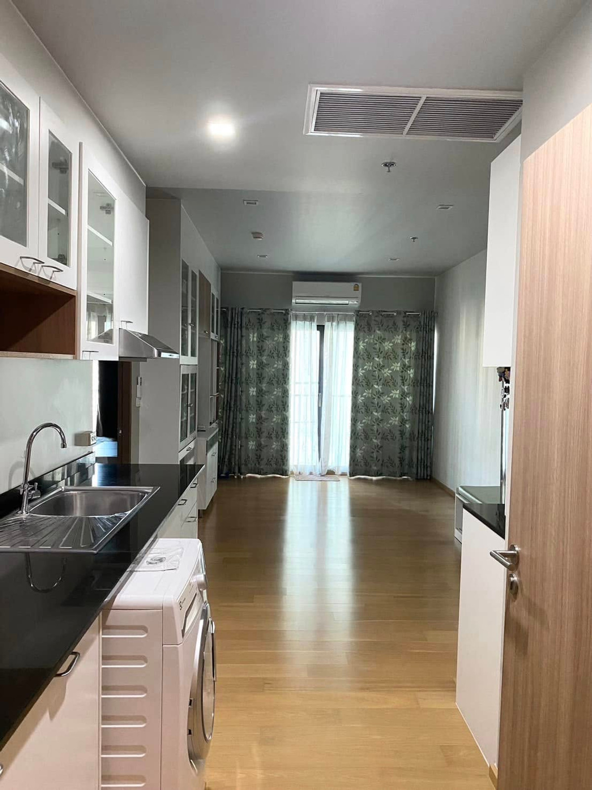 คอนโดราชเทวี พญาไท : Noble Revent【𝐒𝐄𝐋𝐋 & 𝐑𝐄𝐍𝐓】🔥 ดีไซน์แบบ Urban Luxe สำหรับคนชอบความนิ่งที่ดูแพง🔥 ติดต่อไลน์ไอดี: @hacondo