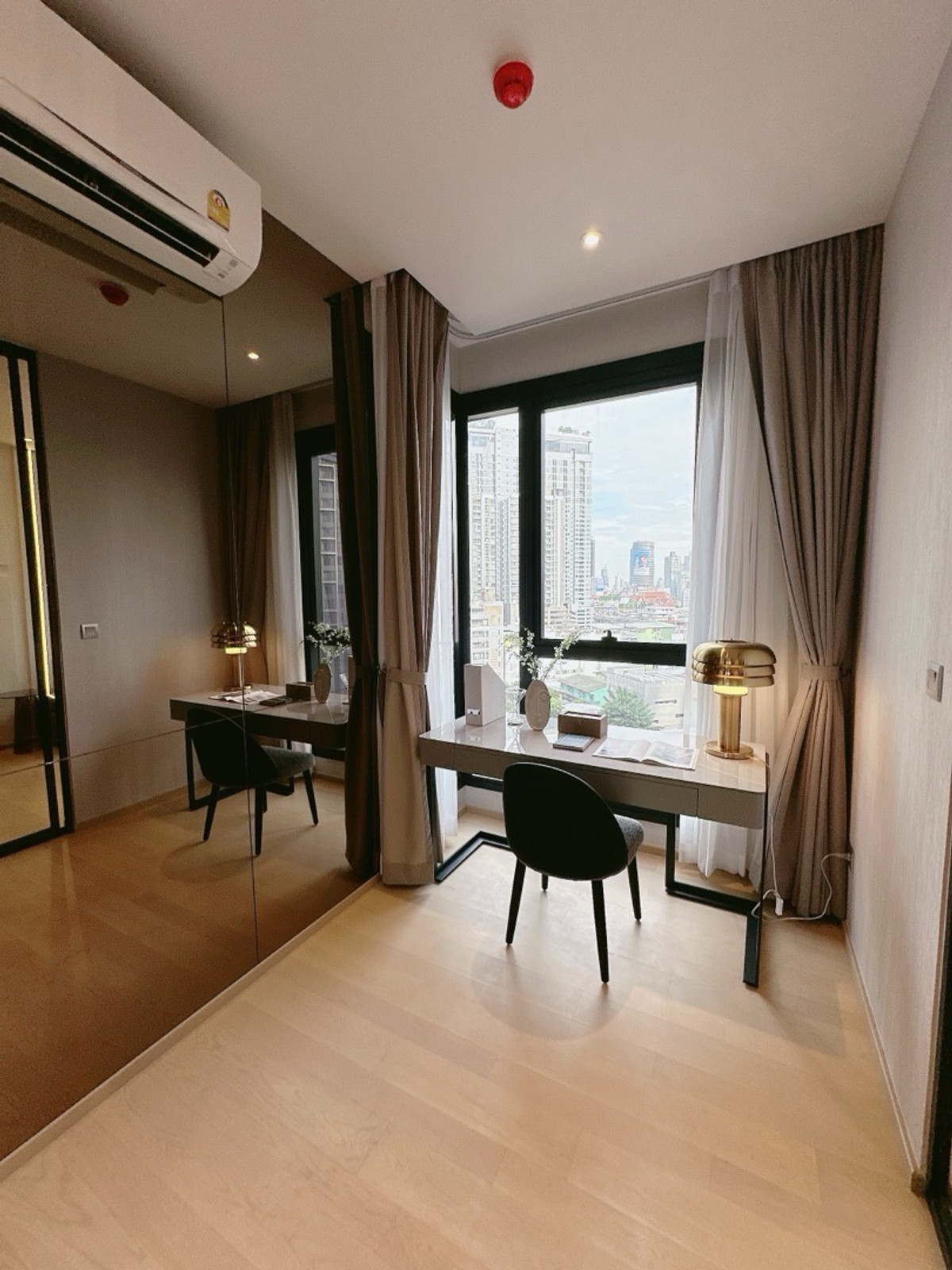 ขายคอนโดพระราม 9 เพชรบุรีตัดใหม่ RCA : 𝐀𝐒𝐇𝐓𝐎𝐍 𝐀𝐒𝐎𝐊𝐄 𝐑𝐀𝐌𝐀𝟗 /𝟐 𝐁𝐞𝐝 𝐑𝐨𝐨𝐦 ฟรีทุกค่าใช่จ่าย พร้อมเข้าอยู่ ผ่อนสบายๆ 𝟐𝟓,𝟎𝟎𝟎/𝐦𝐨𝐧𝐭𝐡 โปรปิดตึก 3 ห้องสุดท้าย 