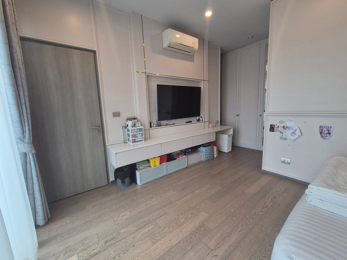 ให้เช่าบ้านพัฒนาการ ศรีนครินทร์ : ( ให้เช่าบ้านเดี่ยว 3 ชั้น! ) 4 ห้องนอน 5 ห้องน้ำ Vana Residence พระราม 9 - ศรีนครินทร์ (กรุงเทพกรีฑาตัดใหม่)