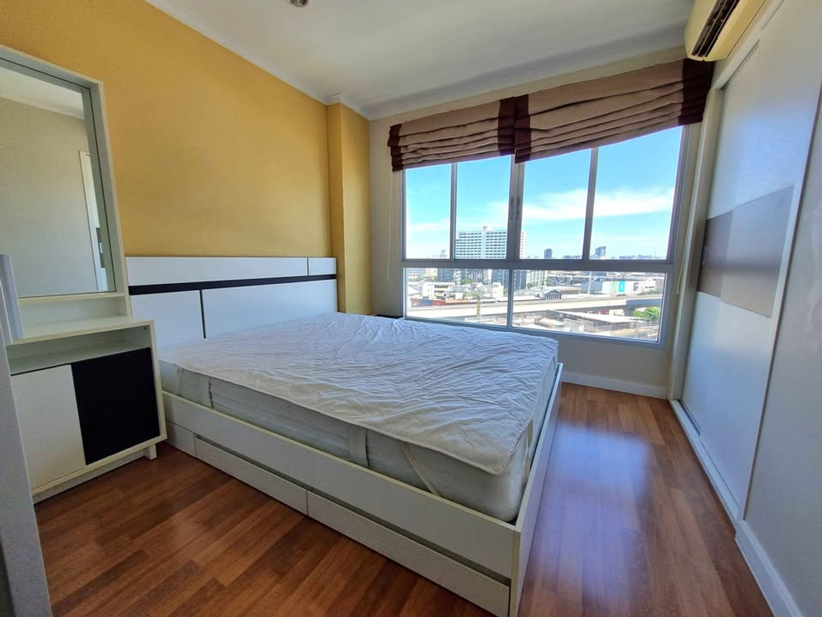 For RentCondoKasetsart, Ratchayothin : 📍 The room is leaked! Prime location, Ratchayothin Condo, walking distance to BTS, fully furnished, ready to move in 💥 Price only 13,000.- You cant find anything like this! Call 0994629391 Bird