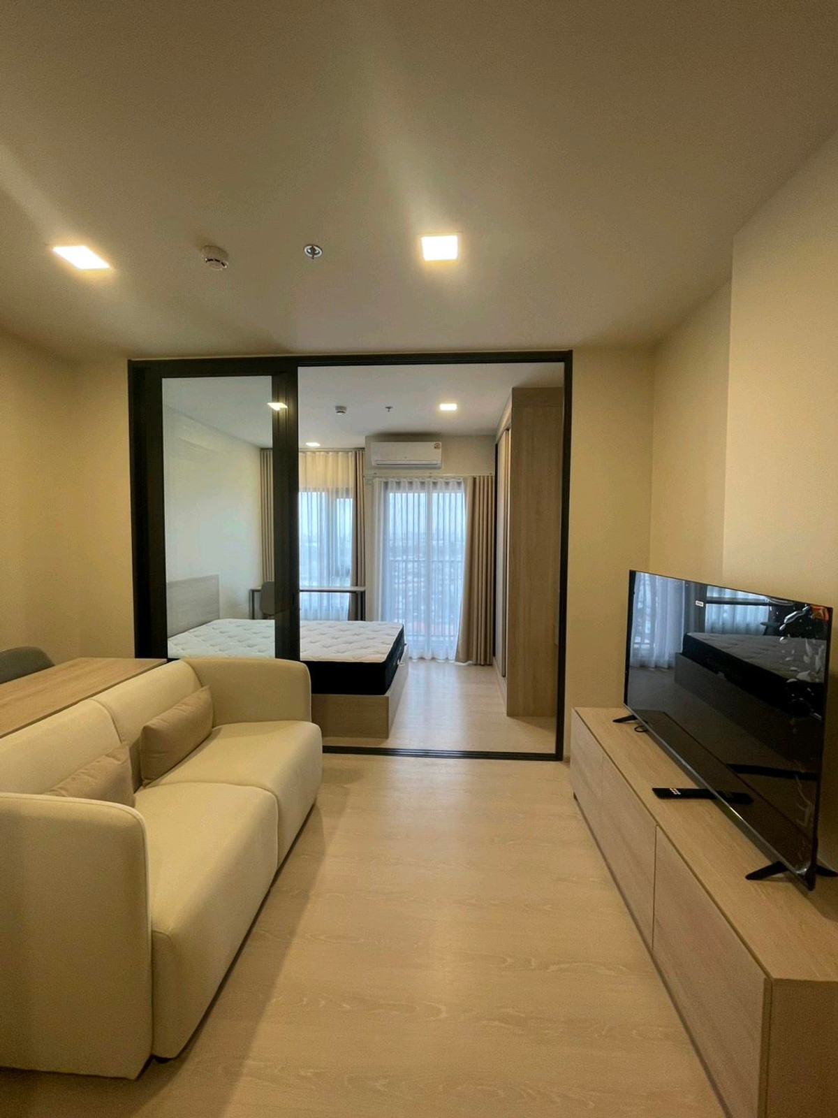 ให้เช่าคอนโดวงเวียนใหญ่ เจริญนคร : ‼️ For Rent ‼️ FLO by Sansiri (โฟล บาย แสนสิริ) 💫 1 Bedroom 💫Brand new👍 ~ Fully Furnished ~very close to ICONSIAM  + BTS Station 
