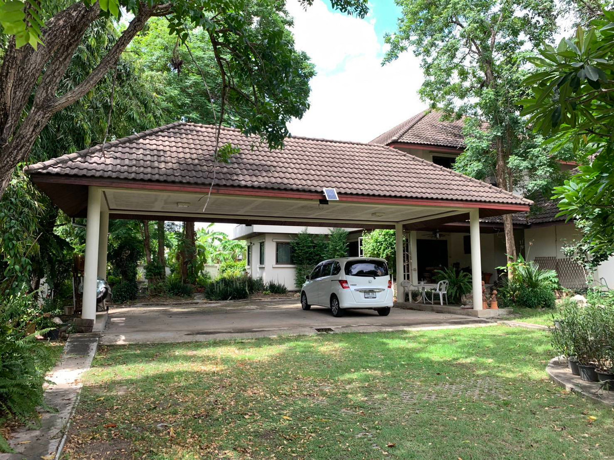 ขายบ้านแจ้งวัฒนะ เมืองทอง : 95269 - ขายบ้านเดี่ยวหลังใหญ่ 353 ตรว. สุขาประชาสรรค์ 1 ซอย 5 ปากเกร็ด นนทบุรี - ทำเลดี ใกล้ทางด่วน รถไฟฟ้า