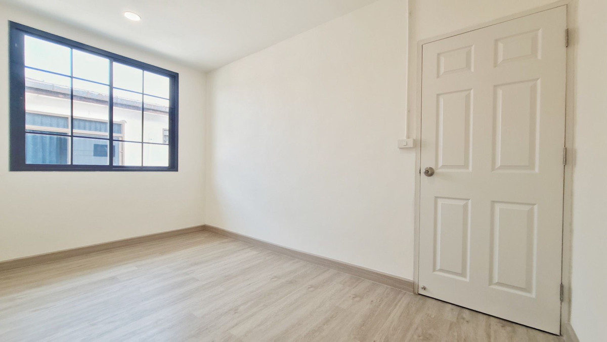 ขายทาวน์โฮมพระราม 5 ราชพฤกษ์ บางกรวย : ขายทาวน์เฮ้าส์/ทาวน์โฮม  บ้านสมชายพัฒนา รีโนเวทใหม่ บางกรวย บางกรวย นนทบุรี  CX-146821