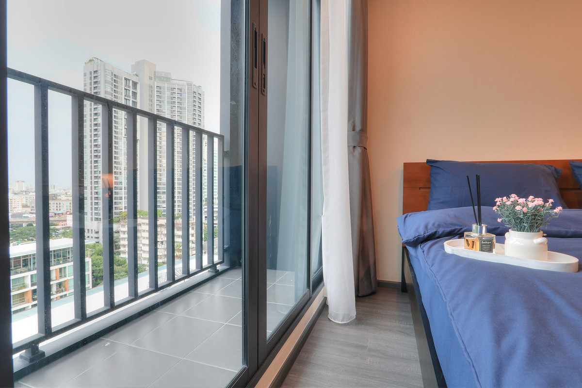 For SaleCondoKhlongtoei, Kluaynamthai : 🔥Urgent Sale🔥 Ideo Sukhumvit-Rama 4, corner unit, large size, great view, fully furnished, ready to move in, near BTS Phra Khanong.