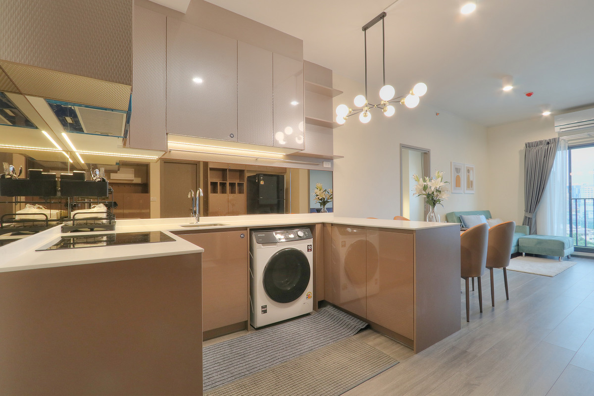 For SaleCondoKhlongtoei, Kluaynamthai : 🔥Urgent Sale🔥 Ideo Sukhumvit-Rama 4, corner unit, large size, great view, fully furnished, ready to move in, near BTS Phra Khanong.