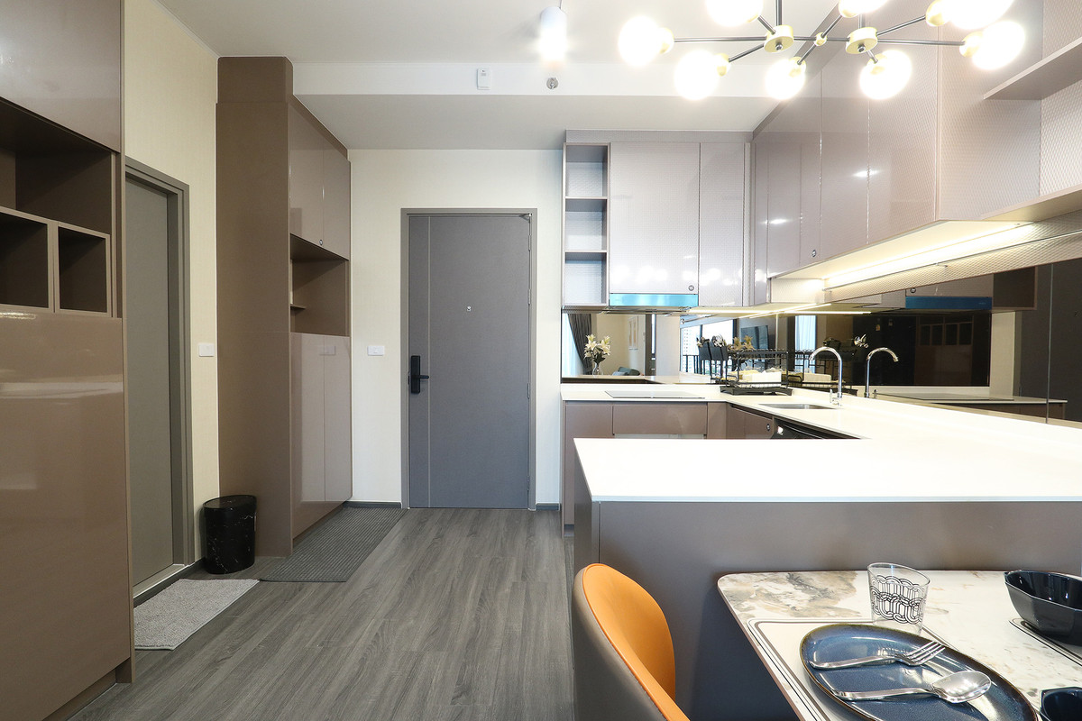 For SaleCondoKhlongtoei, Kluaynamthai : 🔥Urgent Sale🔥 Ideo Sukhumvit-Rama 4, corner unit, large size, great view, fully furnished, ready to move in, near BTS Phra Khanong.