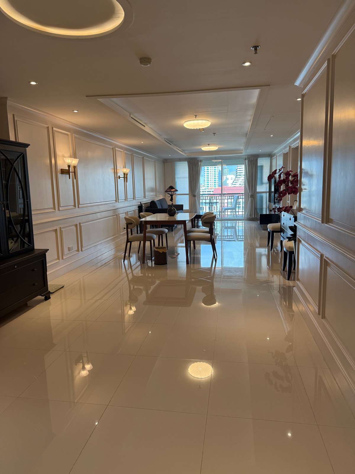 ให้เช่าคอนโดนานา : 🔥ให้เช่าด่วน🔥The Oleander  2 ห้องนอน 2 ห้องน้ำ ห้องกว้างขวาง เดินทางสะดวก สุขุมวิท ซอย 11 ❗