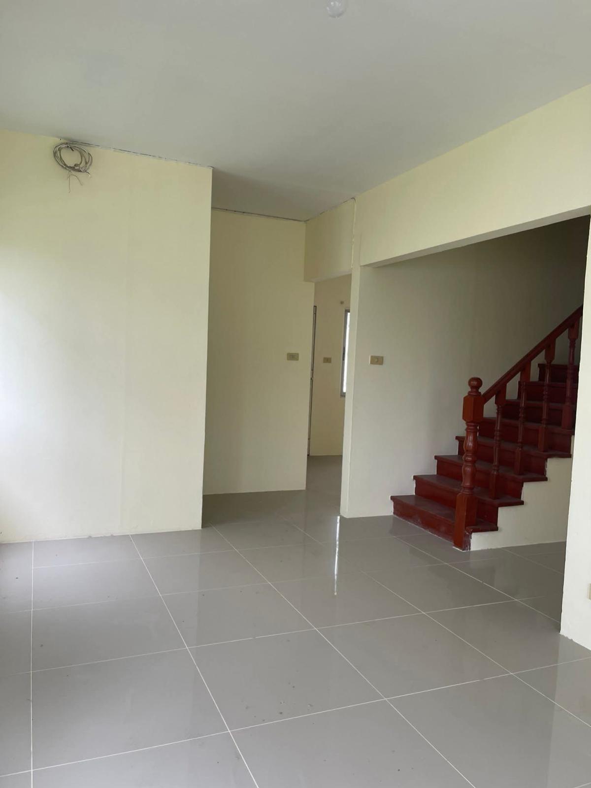 ขายบ้านพัทยา บางแสน ชลบุรี สัตหีบ : ขายบ้าน  หมู่บ้านมณีแก้ว ห้วยกะปิ เมืองชลบุรี ชลบุรี CX-135343