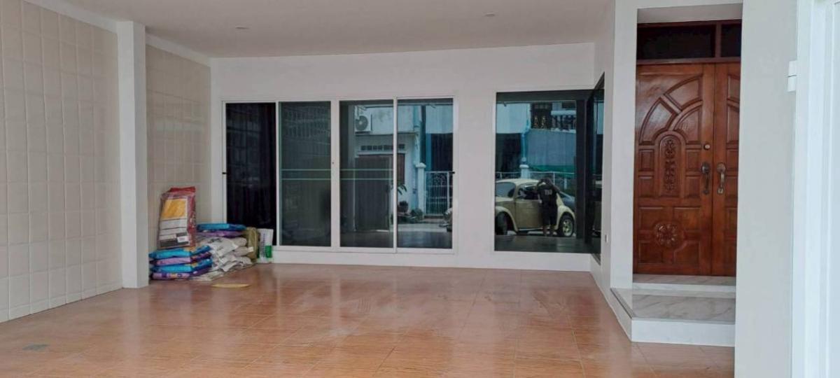 For SaleTownhomeLadprao101, Happy Land, The Mall Bang Kapi : For Sale Townhouse/Townhome  , Moobaan Sena Villa 84 , newly renovated , Khlong Chan , Bang Kapi , Bangkok , CX-134733