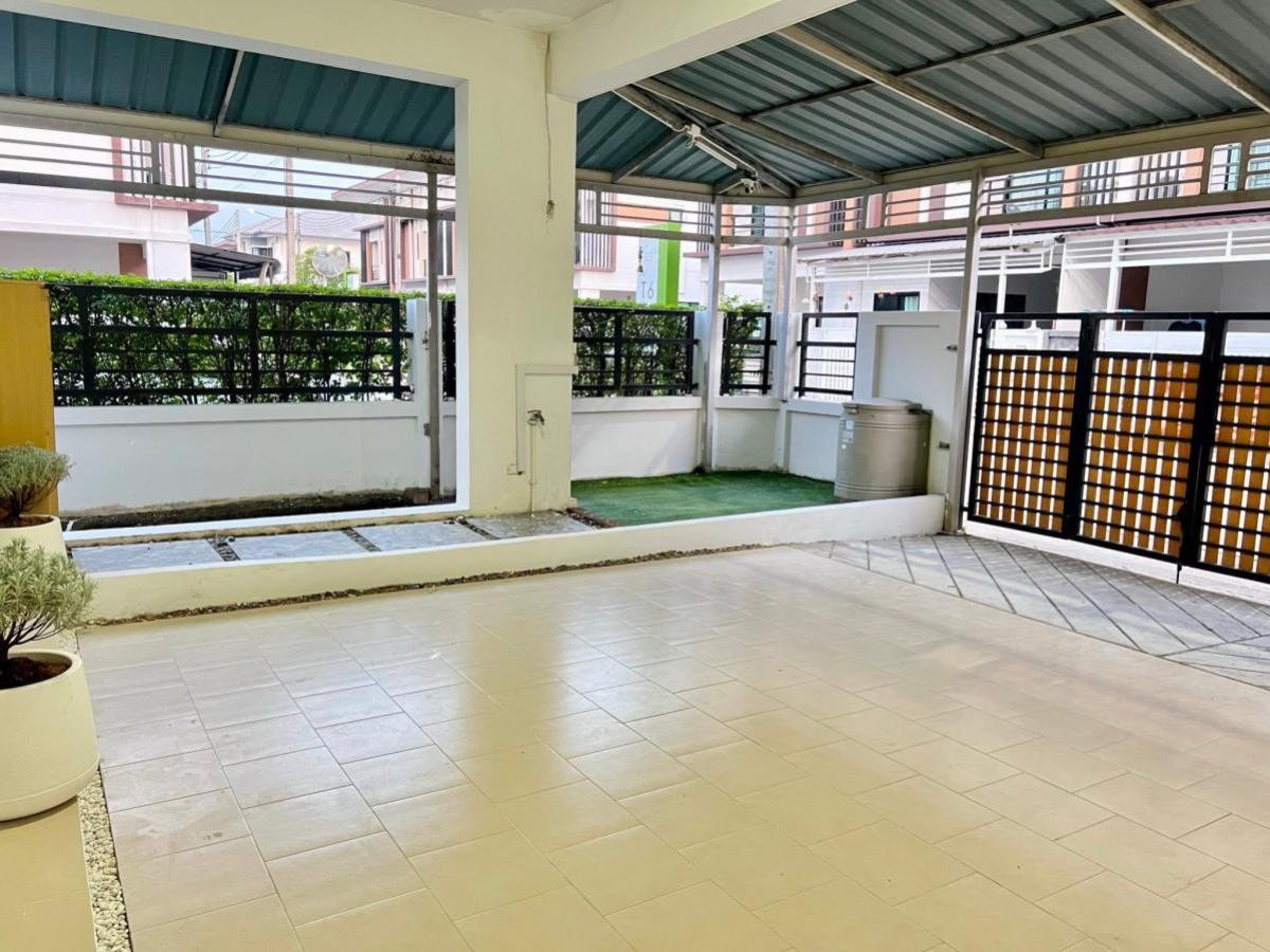 For SaleHouseNakhon Pathom : For Sale Townhouse/Townhome  , Baanfah Greenery Pinklao - Sai 5 , corner unit , Sam Phran , Sam Phran , Nakhon Pathom , CX-135188