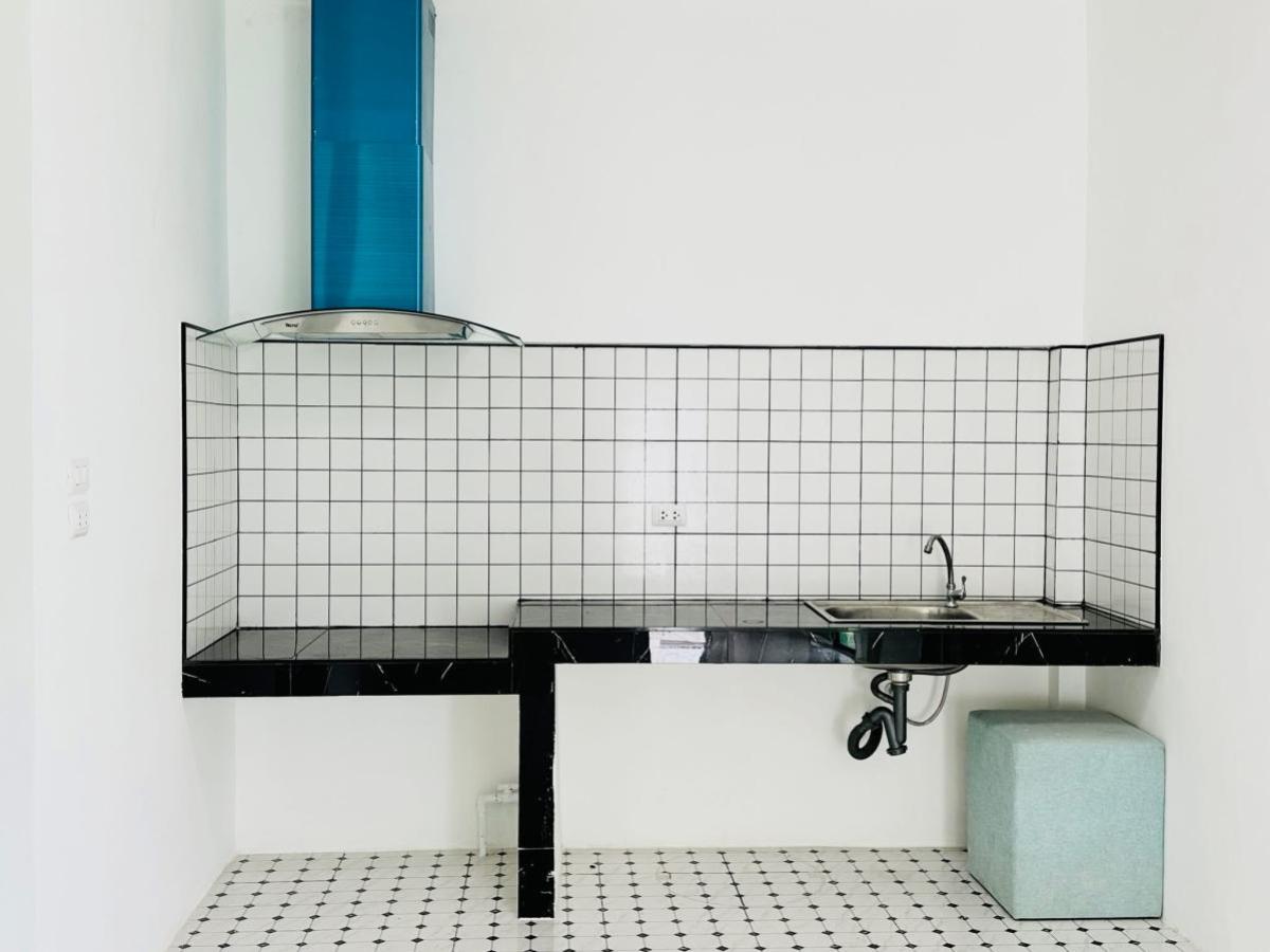 For SaleHouseBang kae, Phetkasem : For Sale Twin house, Soi Petchkasem 94, Weerawat Village , newly renovated , Bang Khae Nuea , Bang Khae , Bangkok , CX-135771