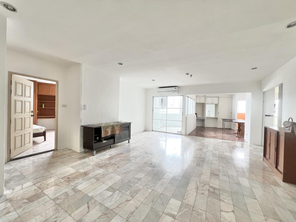 ขายคอนโดสุขุมวิท อโศก ทองหล่อ : ขายคอนโด  ฟิฟตี้ ฟิฟท์ ทาวเวอร์ ทองหล่อ เพนท์เฮ้าส์ วิวสวย ห้องมุม BTS-ทองหล่อ คลองเตยเหนือ วัฒนา กรุงเทพ CX-135900